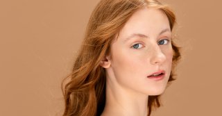 Догляд за обличчям: щоденна рутина для здорової та сяючої шкіри