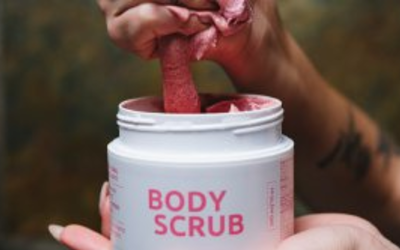 Як користуватись скрабом для тіла: прості правила для м’якої та гладкої шкіри