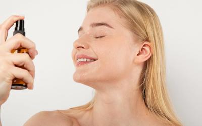 Тонік і тонер: в чому різниця та як правильно використувувати?