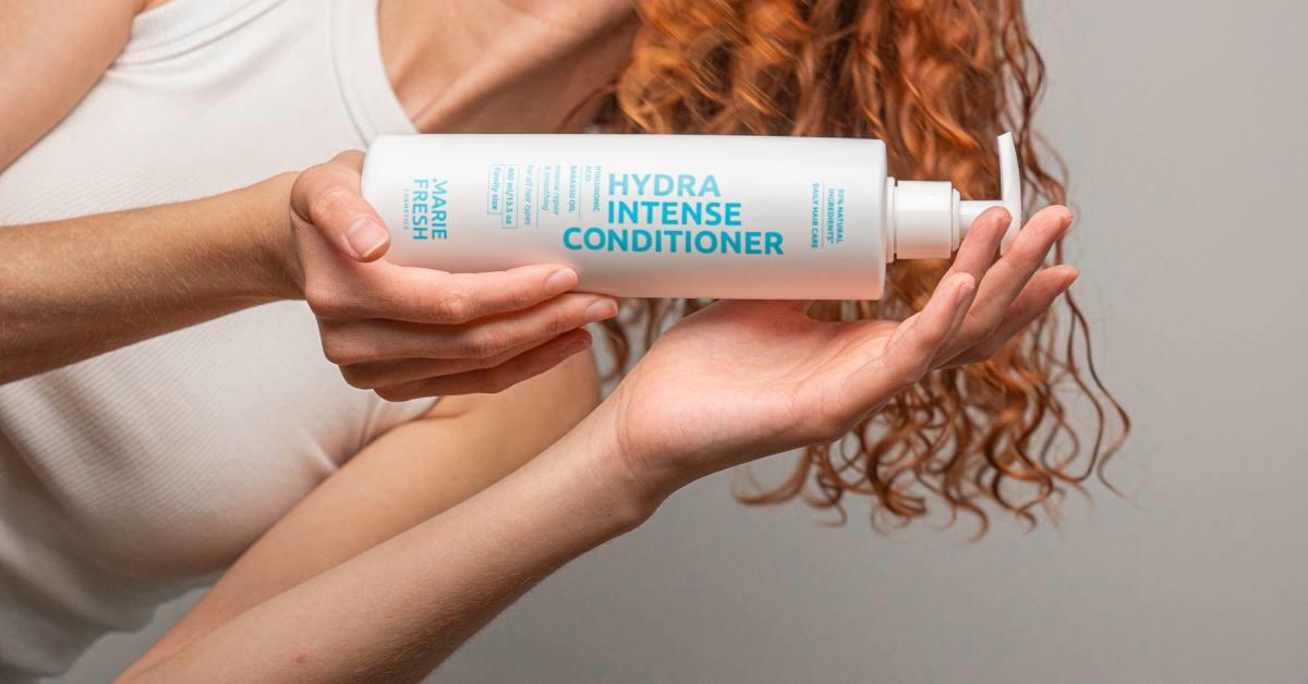 Уход за вьющимися волосами: полный гид для волнистых и завитков