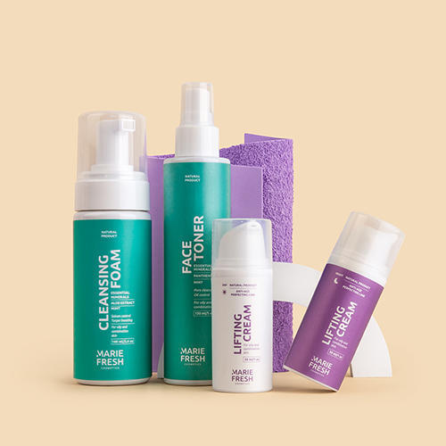 “WORLD’S MOST AWESOME MOM” GIFT SET FOR MATURE OILY AND COMBINATION SKIN TYPES